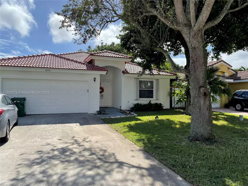 8332 SW 44th Pl, Davie, FL 33328