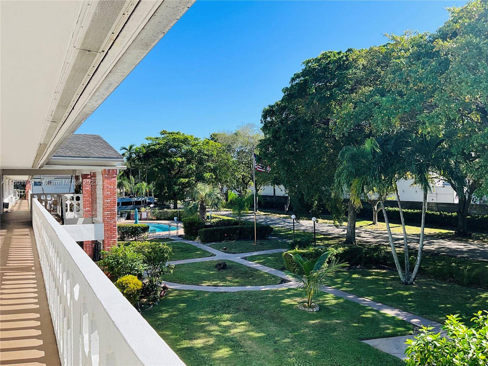 Hollywood, FL 33021,3701 Tyler St #212