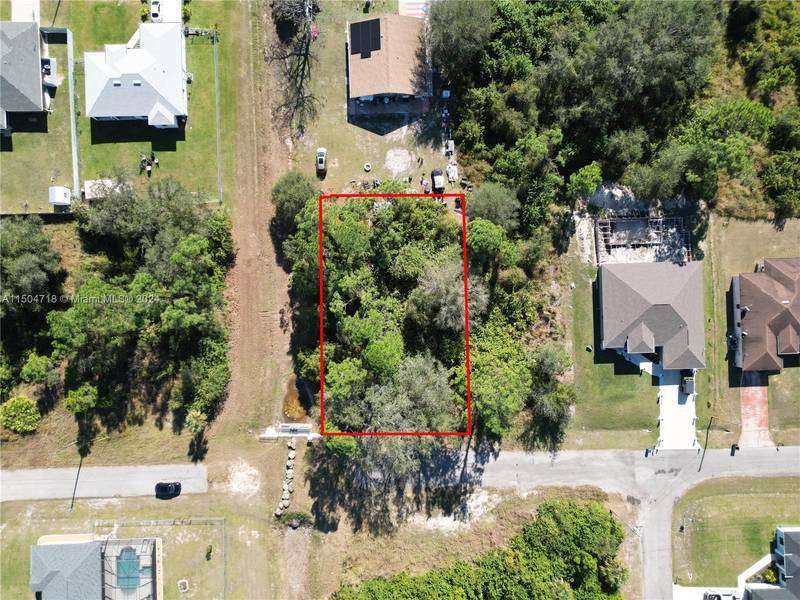 2915 1st ST SW, Lehigh Acres, FL 33976