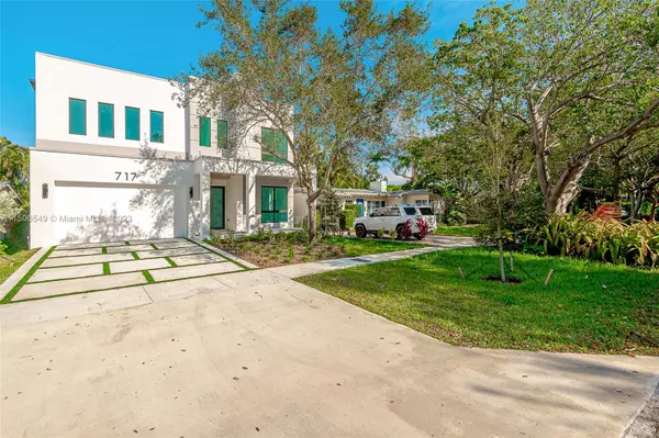 717 SE 8th St, Fort Lauderdale, FL 33316