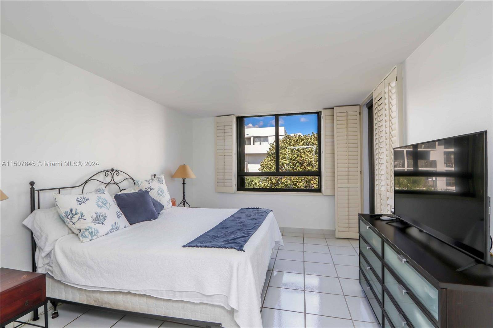 Key Biscayne, FL 33149,141 Crandon Blvd #333