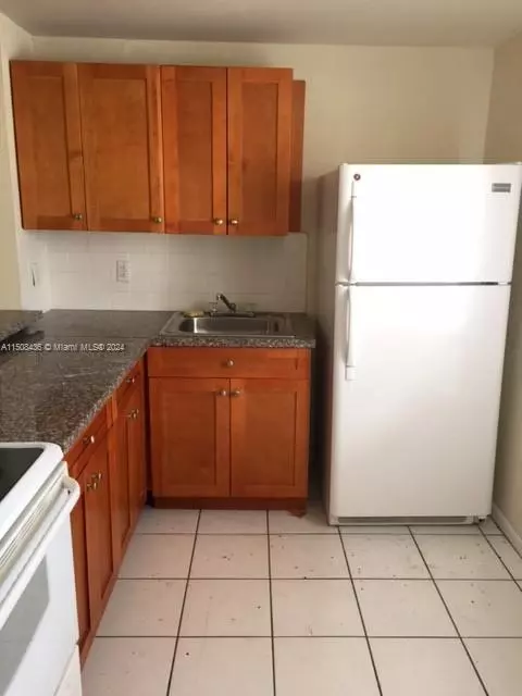 Miami Gardens, FL 33169,301 NW 177th St #237