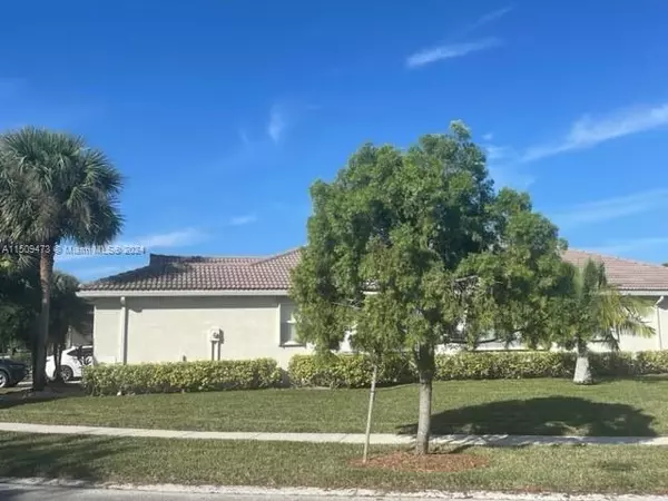 West Palm Beach, FL 33411,9473 Sandpiper Ln