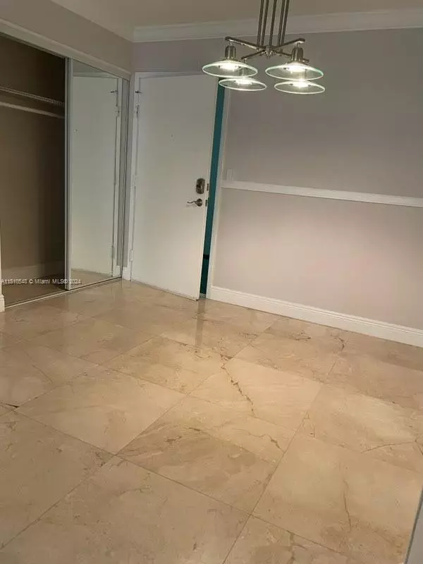 Hallandale Beach, FL 33009,2001 Atlantic Shores Blvd #202