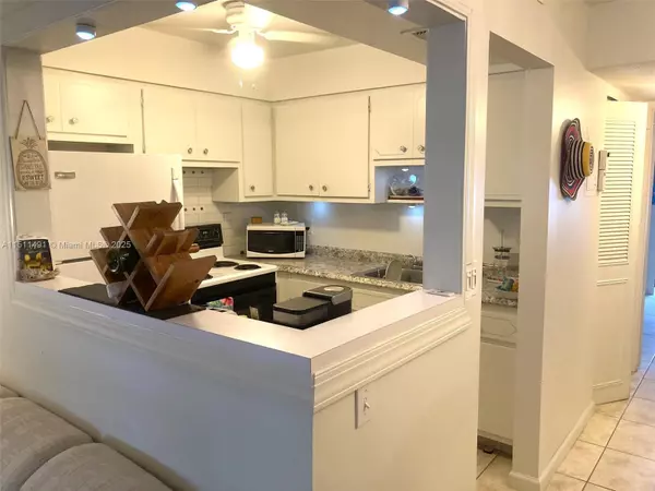 Lauderdale Lakes, FL 33313,2901 NW 47th Ter #344B