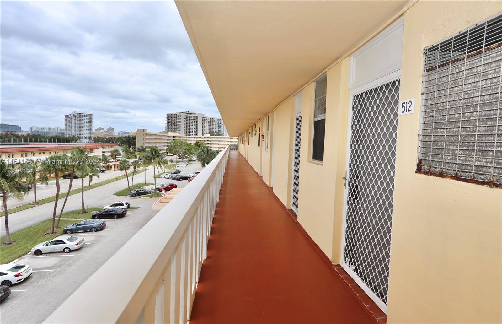 Aventura, FL 33160,2930 Point East Dr #E512