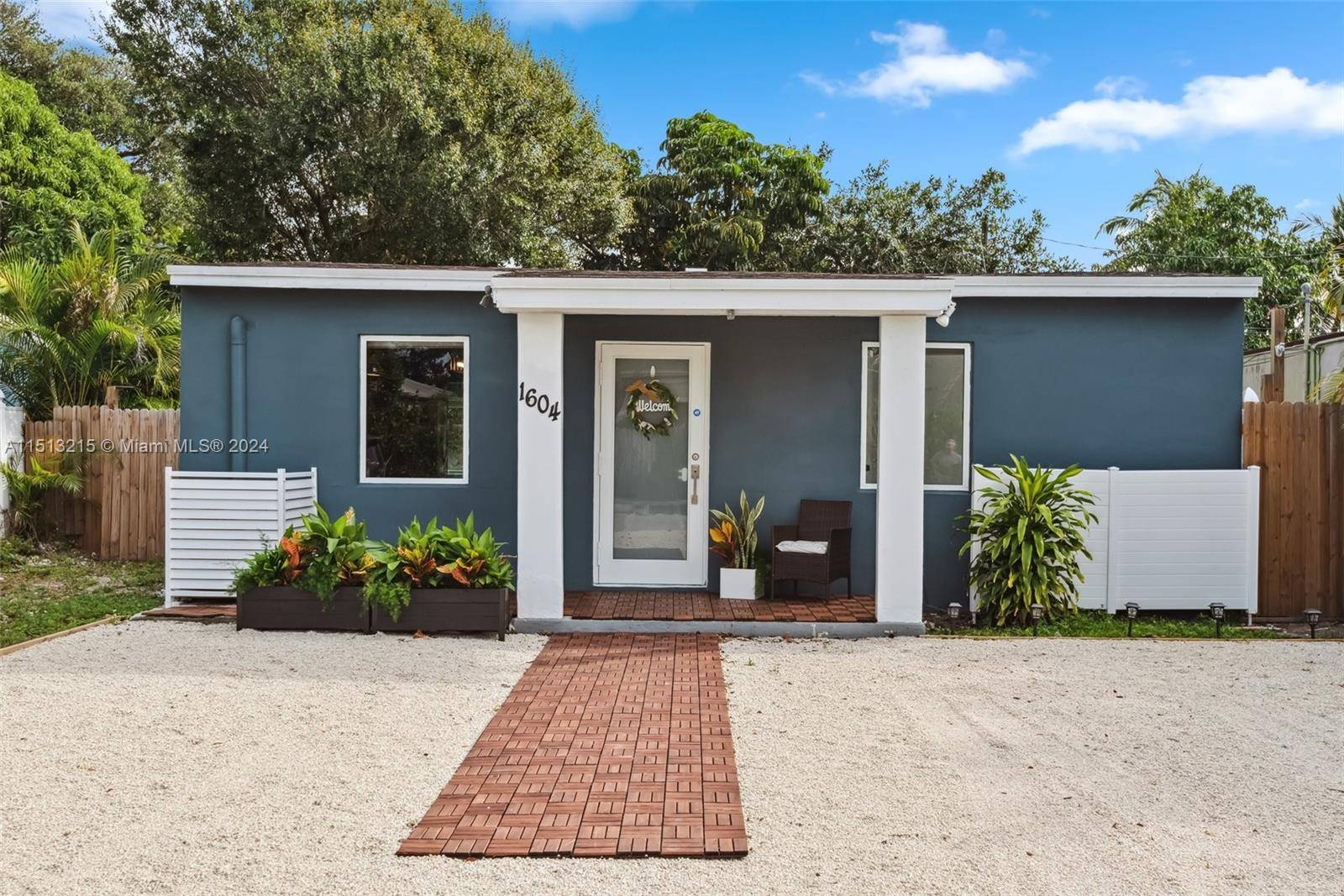1604 NW 6th Ave, Fort Lauderdale, FL 33311