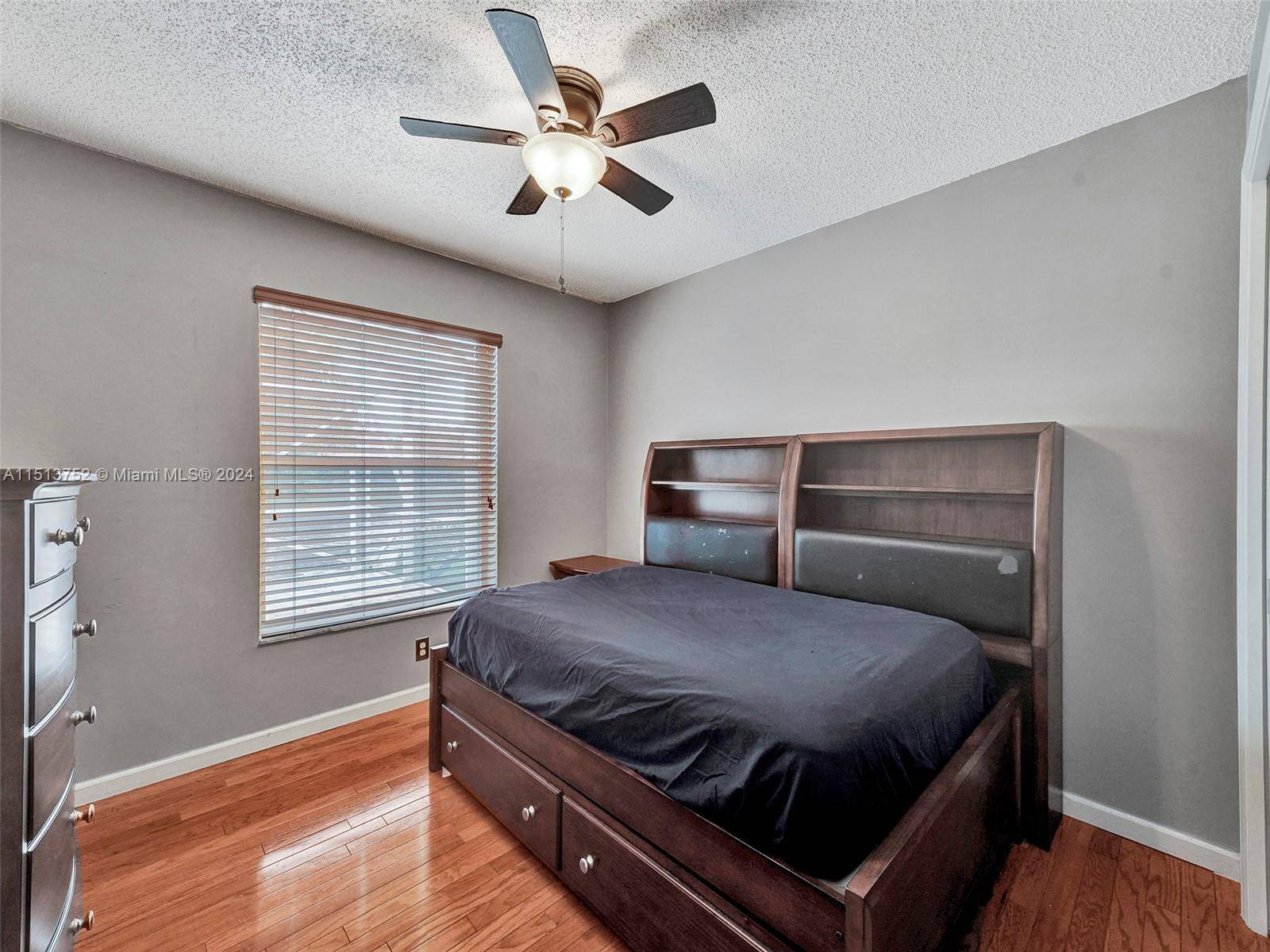 Pembroke Pines, FL 33029,19366 NW 13th St