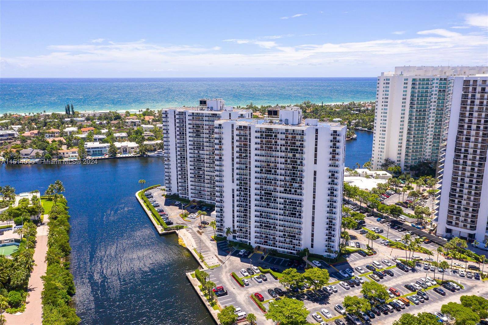 Aventura, FL 33180,20505 E Country Club Dr #2231