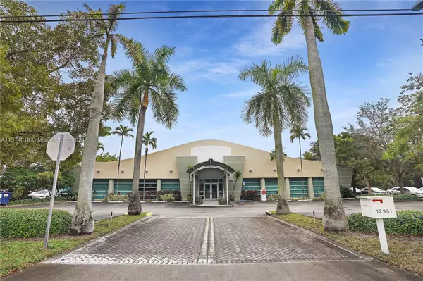 12901 SW 132nd Ave, Miami, FL 33186