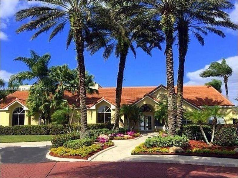 12870 Vista Isles Dr #527, Sunrise, FL 33325