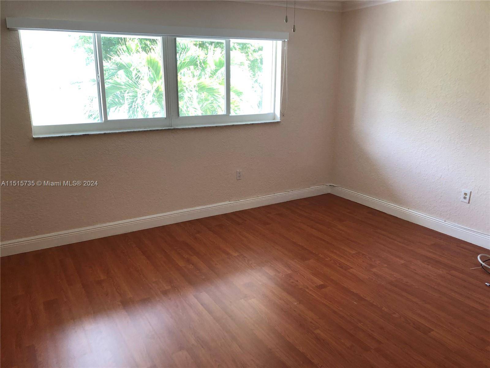 Miami, FL 33143,8217 SW 81 CT #0