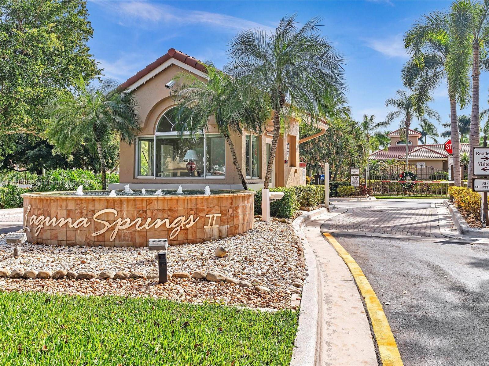 Weston, FL 33326,540 Water Pt