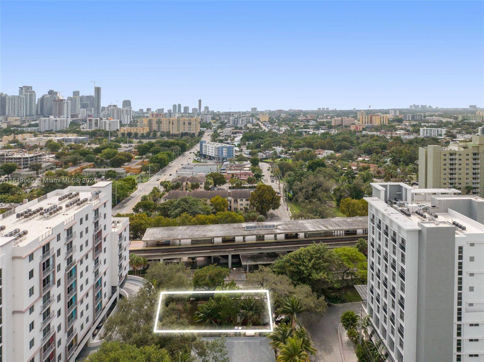Miami, FL 33136,1139 NW 7th Ct