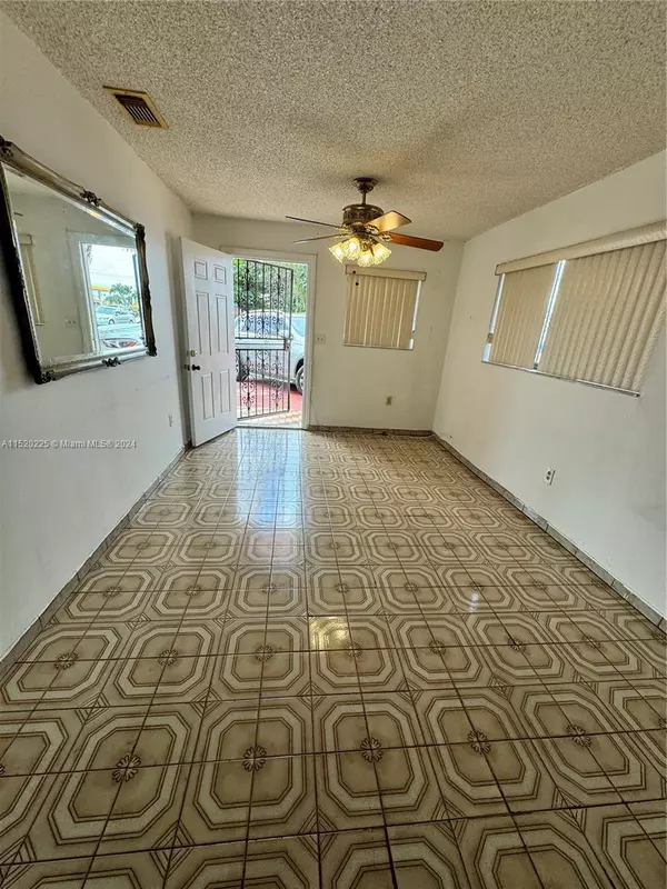 Hialeah, FL 33012,1195 W 40th Pl