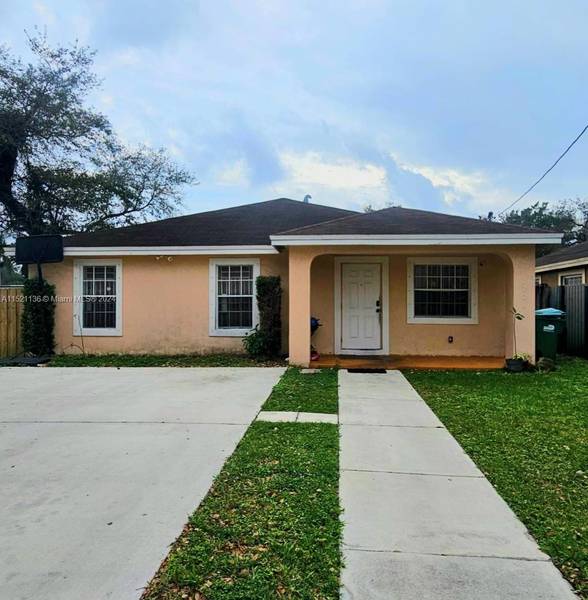 2728 NW 171st St, Miami Gardens, FL 33056