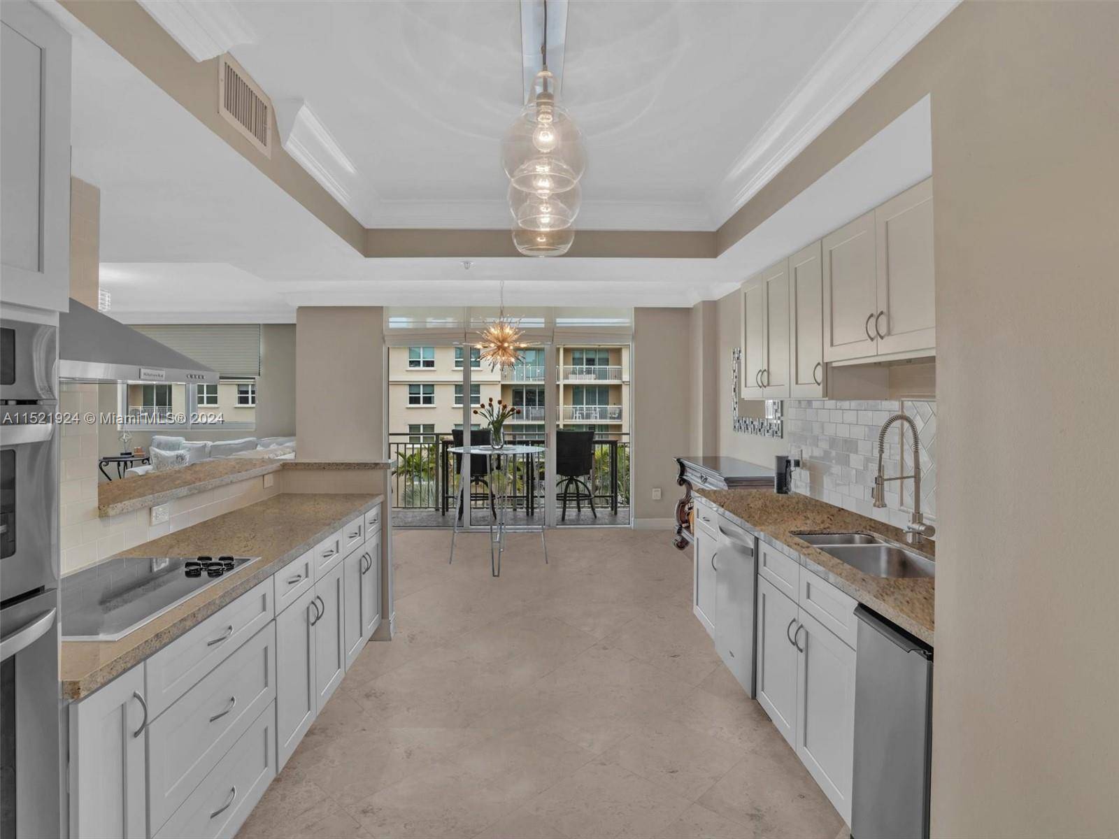 Boca Raton, FL 33432,99 SE Mizner Blvd #PH 38
