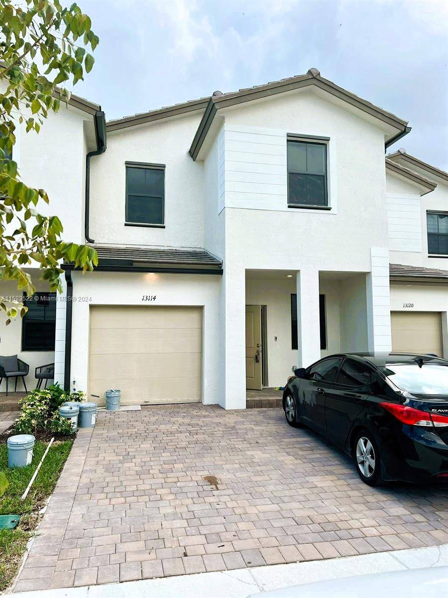 13114 SW 232nd Ln, Miami, FL 33170