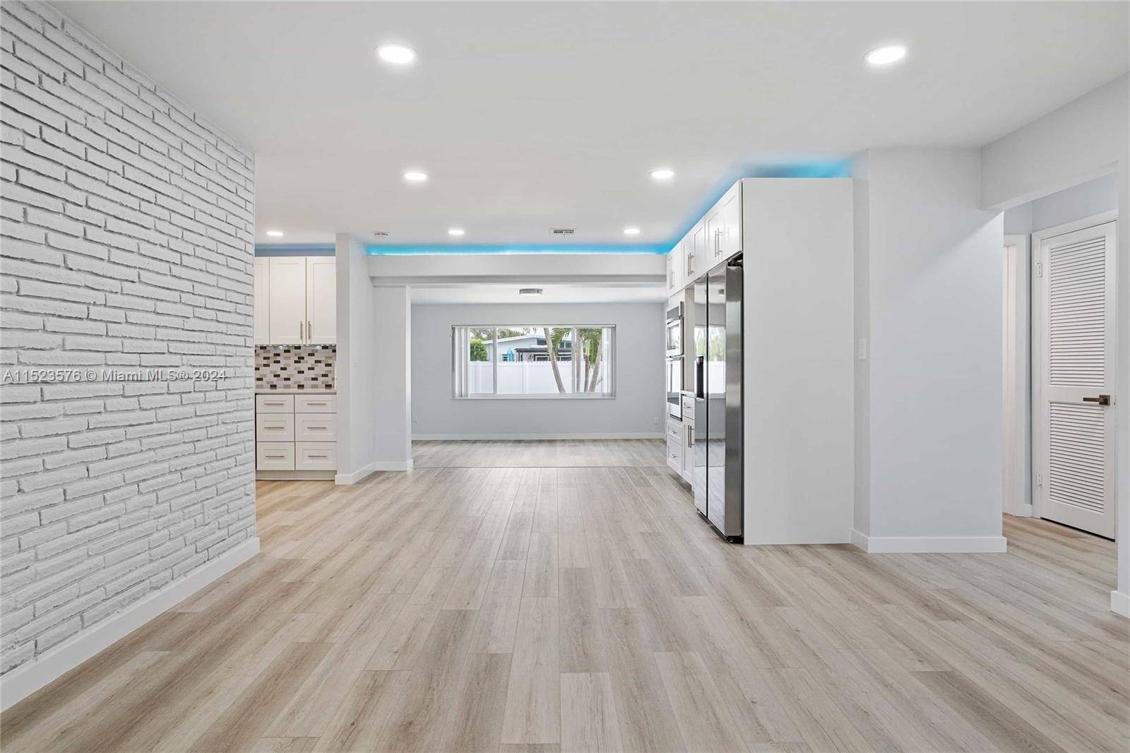 Hollywood, FL 33021,3329 Arthur St
