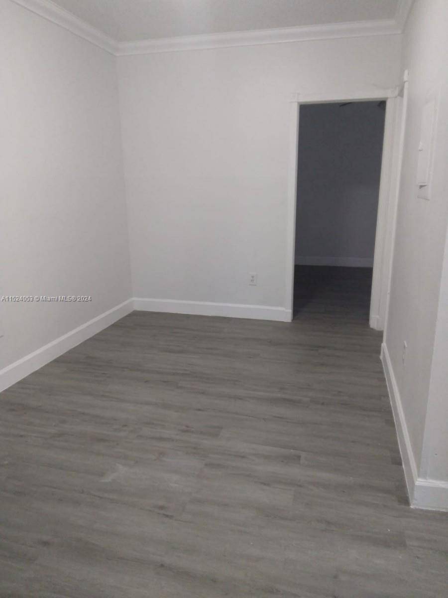 Miami, FL 33128,1043 NW 2nd St #17