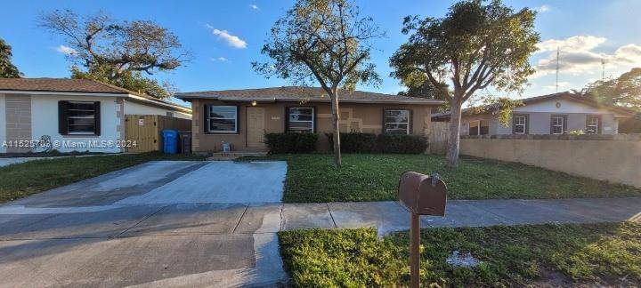 5716 SW 39th St, West Park, FL 33023