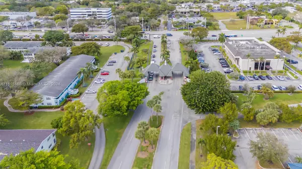 Deerfield Beach, FL 33442,3034 Berkshire B #3034