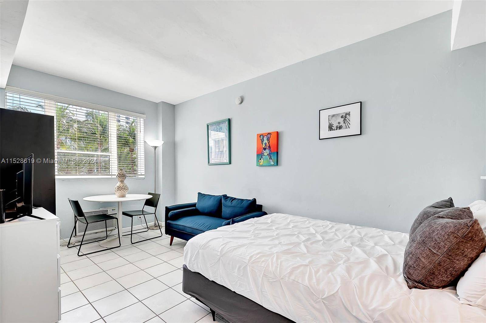 255 W 24th St #405, Miami Beach, FL 33140