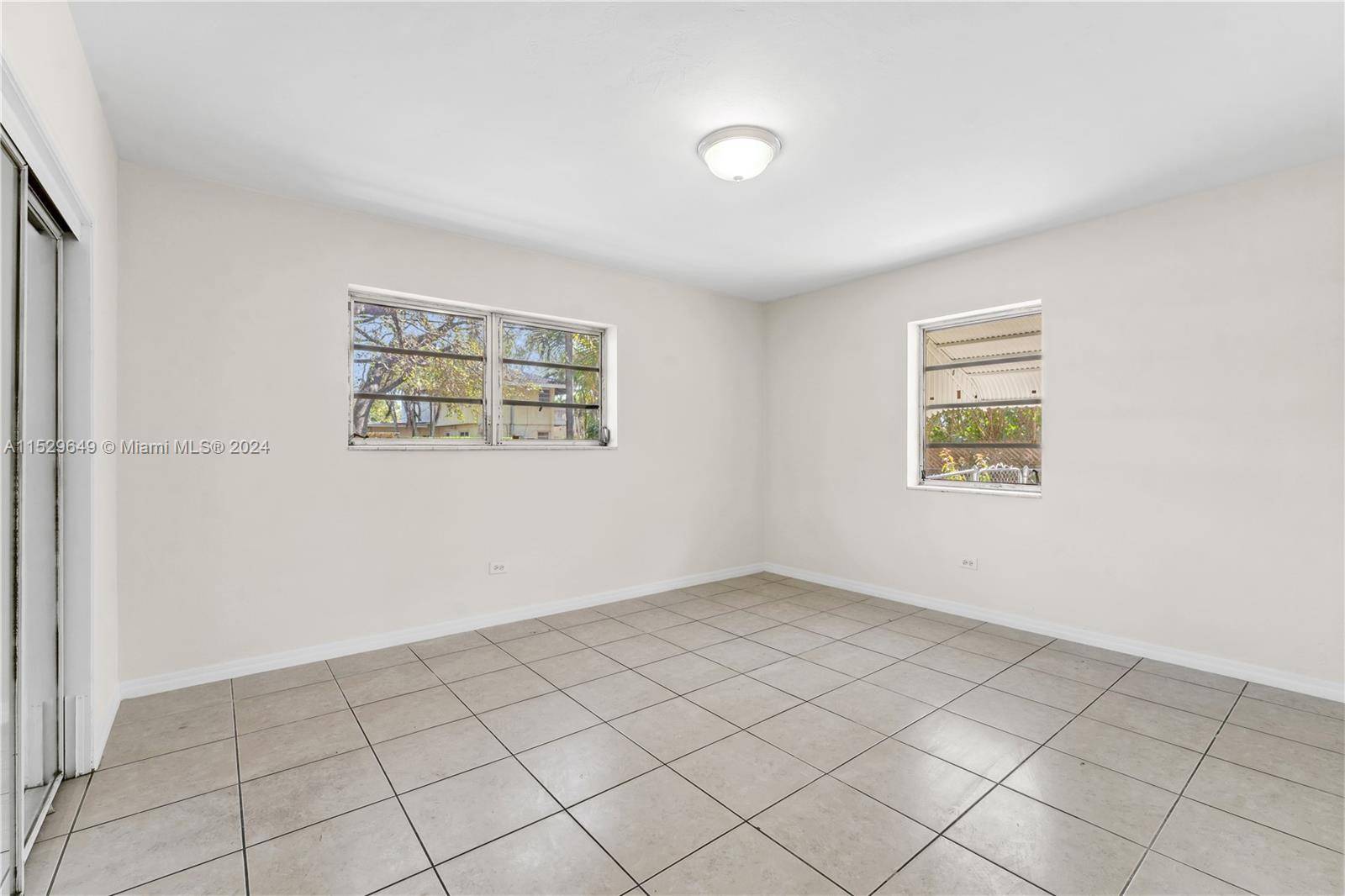 Biscayne Park, FL 33161,11908 NE 5th Ave
