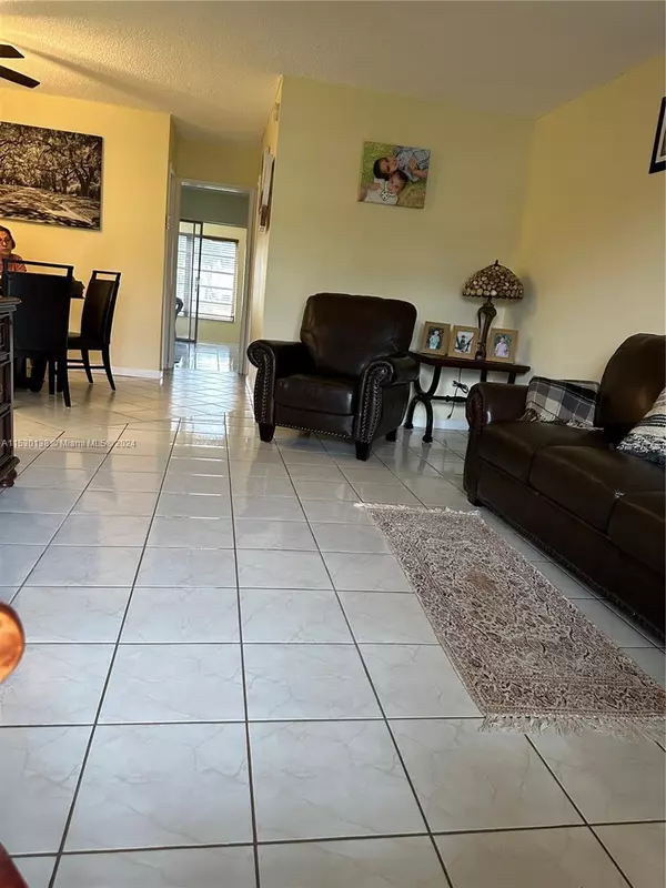 Miami Gardens, FL 33179,165 NE 203rd Ter #15