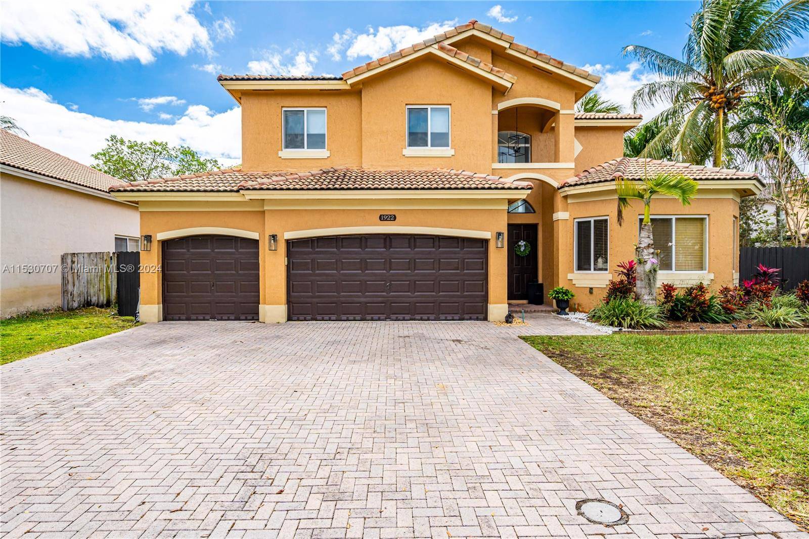 1922 SE 22nd Ct, Homestead, FL 33035