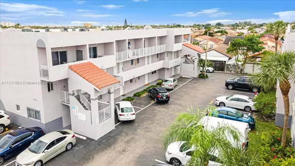Hialeah, FL 33016,2670 W 76th St #102