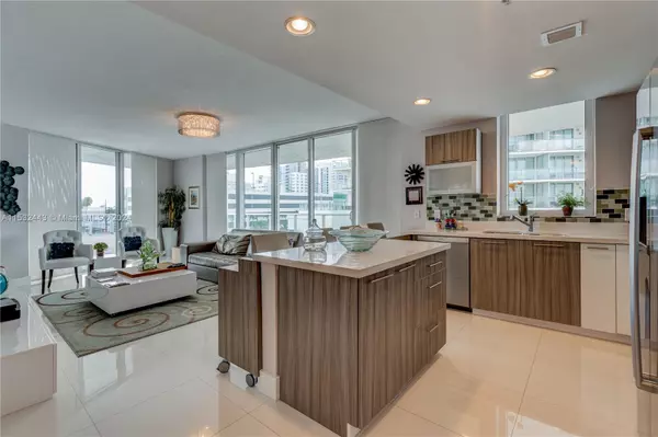 Miami Beach, FL 33141,6700 Indian Creek Dr #402