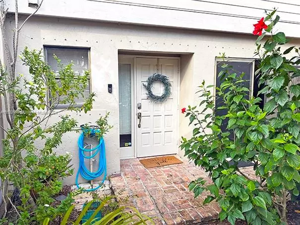Wilton Manors, FL 33305,505 NE 19 St #505