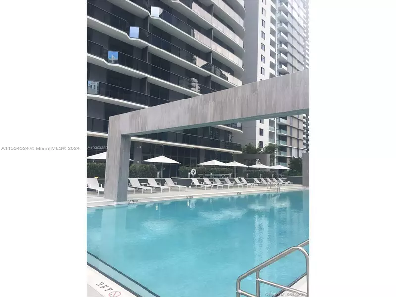 55 SW 9th St #3409, Miami, FL 33130