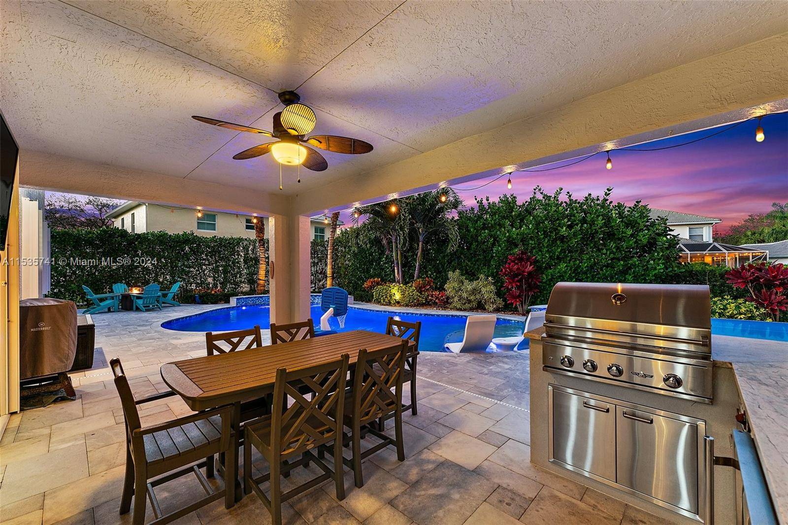 Jupiter, FL 33458,573 E Cocoplum Dr E