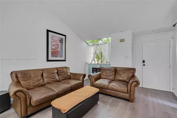 North Lauderdale, FL 33068,7122 Sportsmans Dr