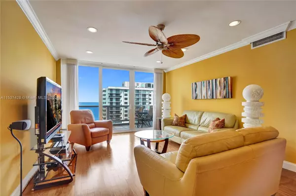 Miami Beach, FL 33140,5700 Collins Ave #16A