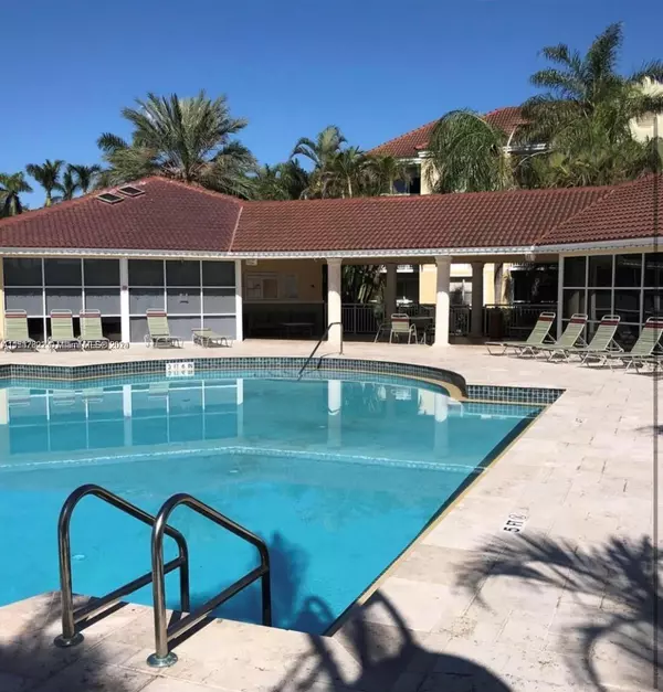 Cutler Bay, FL 33189,8660 SW 212th St #307