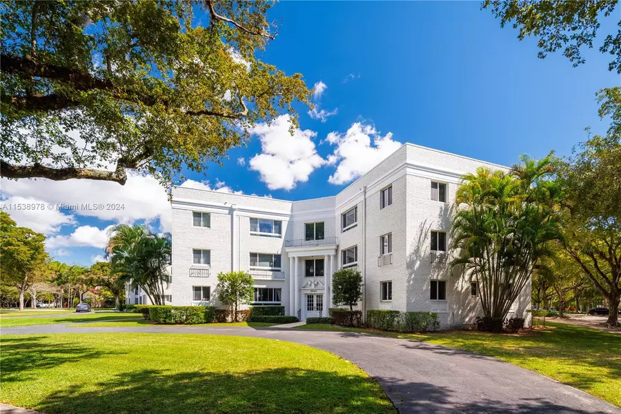 2845 Granada Blvd #2A, Coral Gables, FL 33134