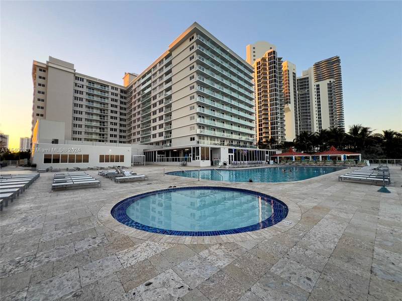 19201 Collins Ave #321, Sunny Isles Beach, FL 33160