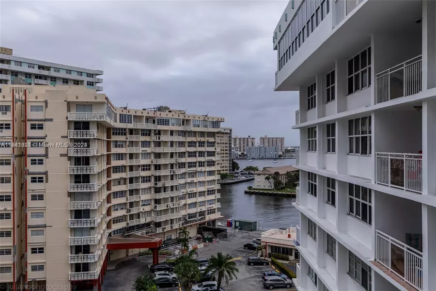 1801 S Ocean Dr #1041, Hallandale Beach, FL 33009