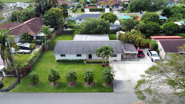 17810 SW 175th St,  Miami,  FL 33187