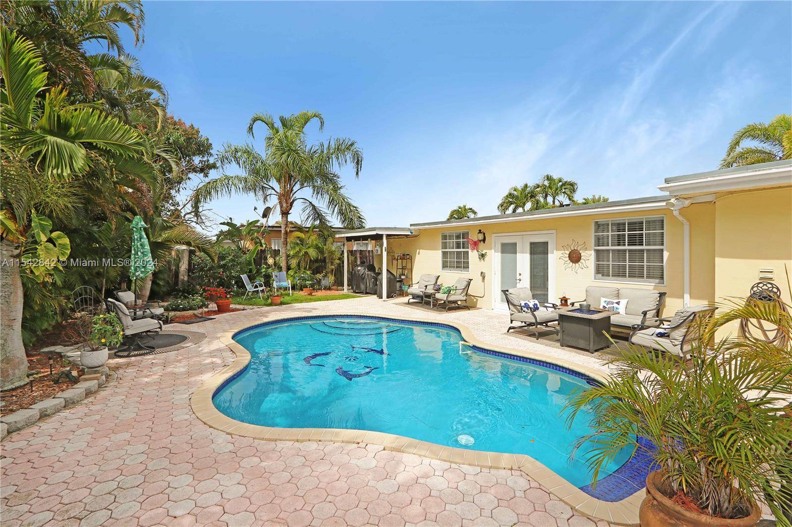 Hialeah, FL 33012,1270 W 62nd St