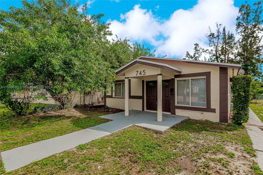 745 Stirling Rd, Dania Beach, FL 33004