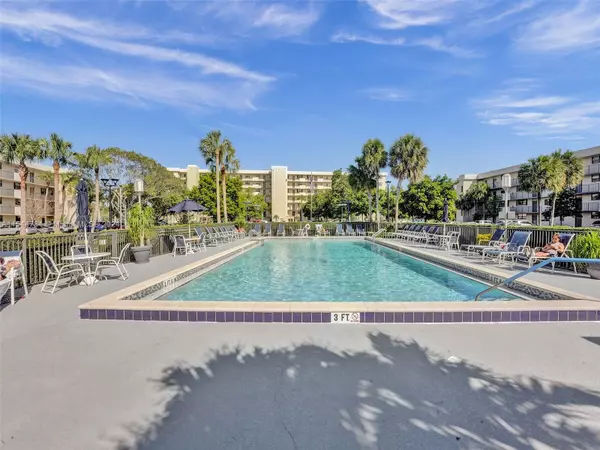 Deerfield Beach, FL 33442,2440 Deer Creek Country Club Blvd #204-C