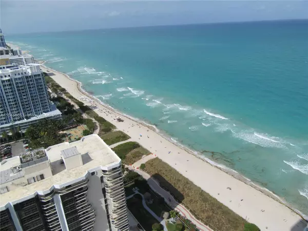 Miami Beach, FL 33141,6365 Collins Ave #3509