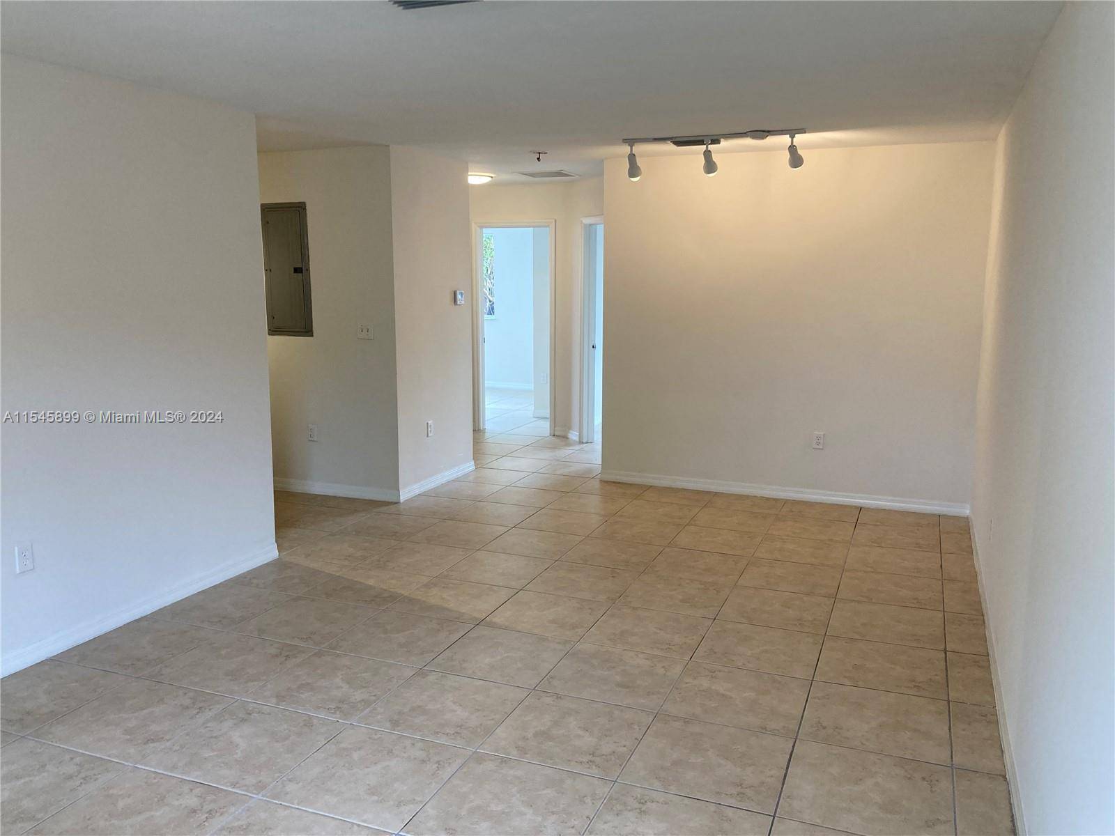 Miami, FL 33170,22615 SW 125th Ave