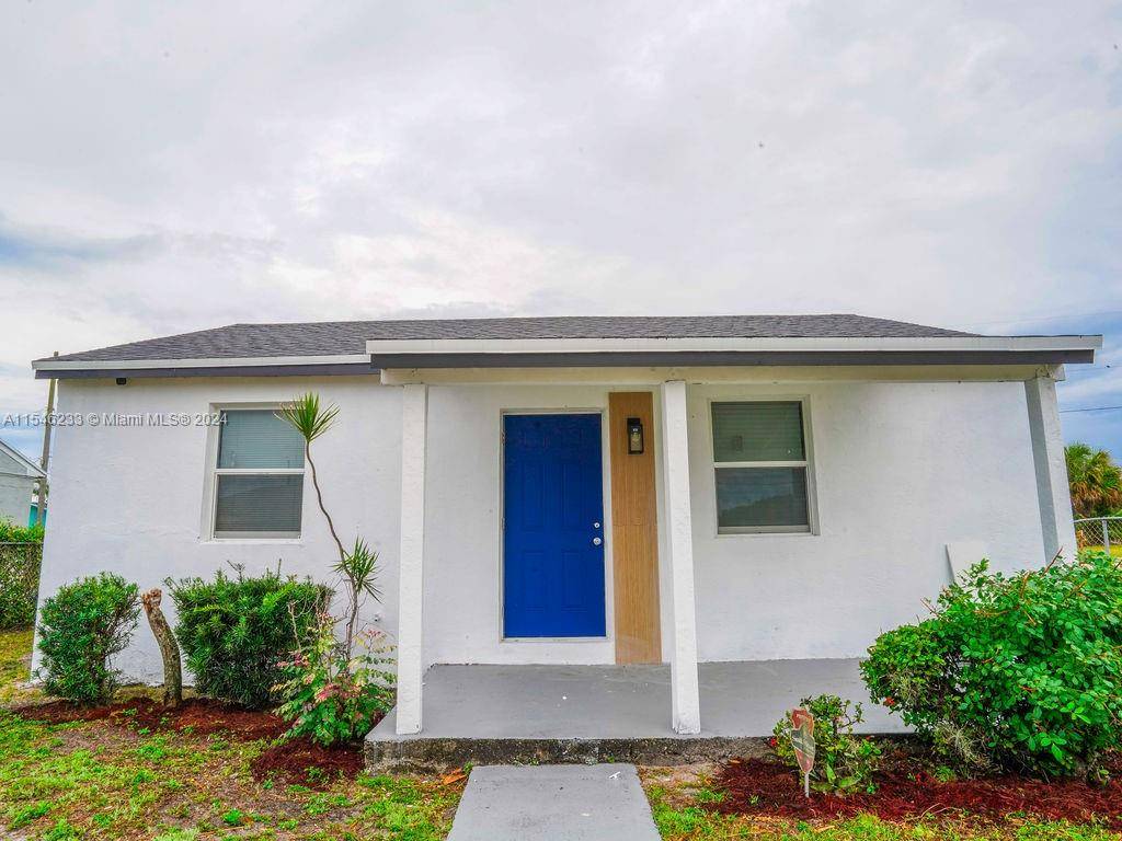 Riviera Beach, FL 33404,765 W 5th St