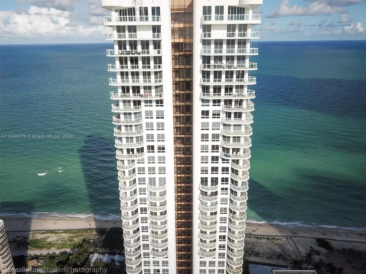 Miami Beach, FL 33141,6365 Collins Ave #1408
