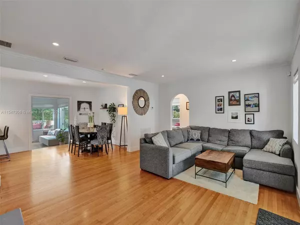 El Portal, FL 33138,71 NE 88th St